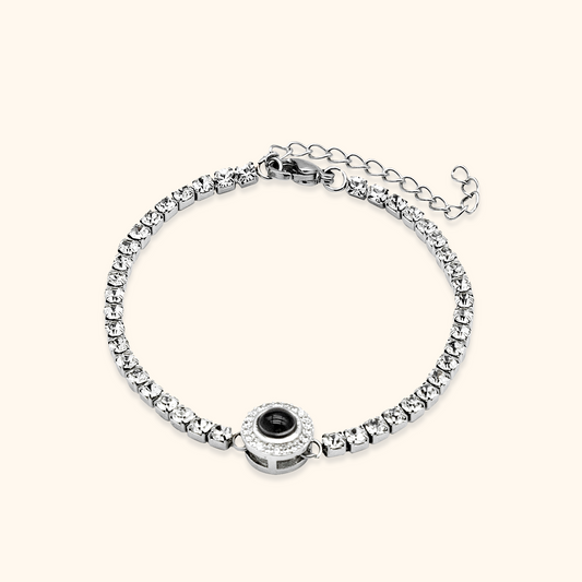 Diamond-like Icy Projection Bracelet