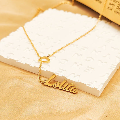 Personalized Fashionable Name Necklace