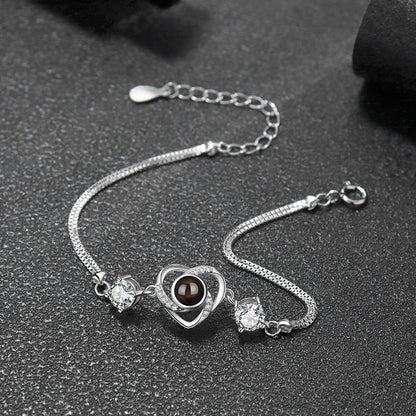 Elegant Heart Projection Bracelet
