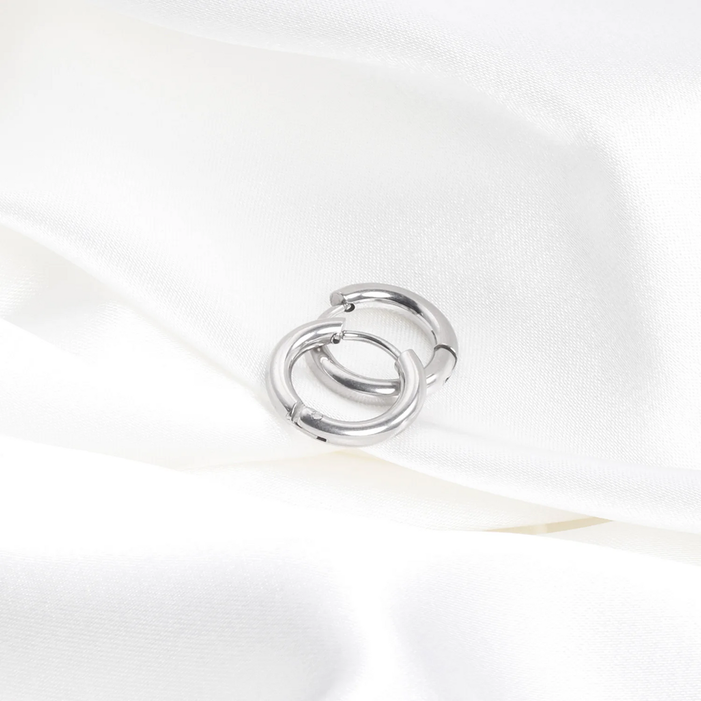 Elegant Bow Earrings